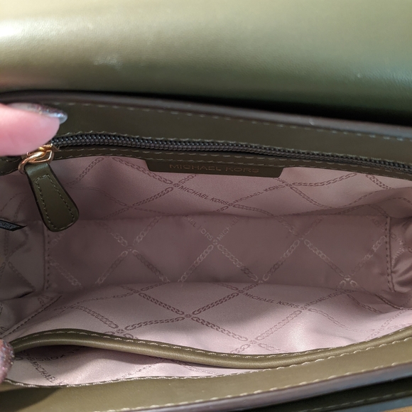 NWOT Michael Kors Jessie flap shoulder bag - Picture 10 of 11